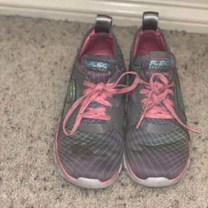 Skechers flex trainers for girls 💕